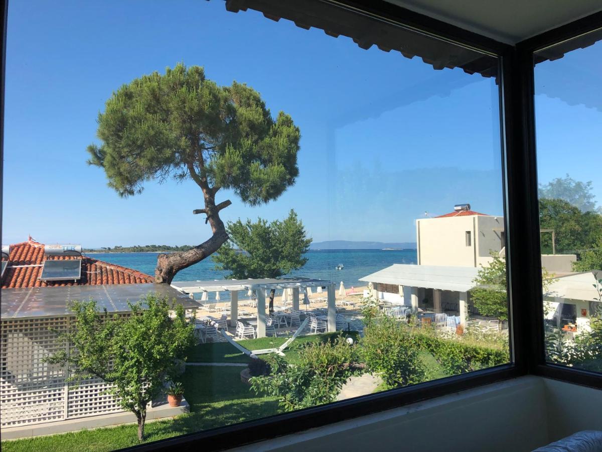 Zinozis Beach Apartments 보우르보우로우 외부 사진