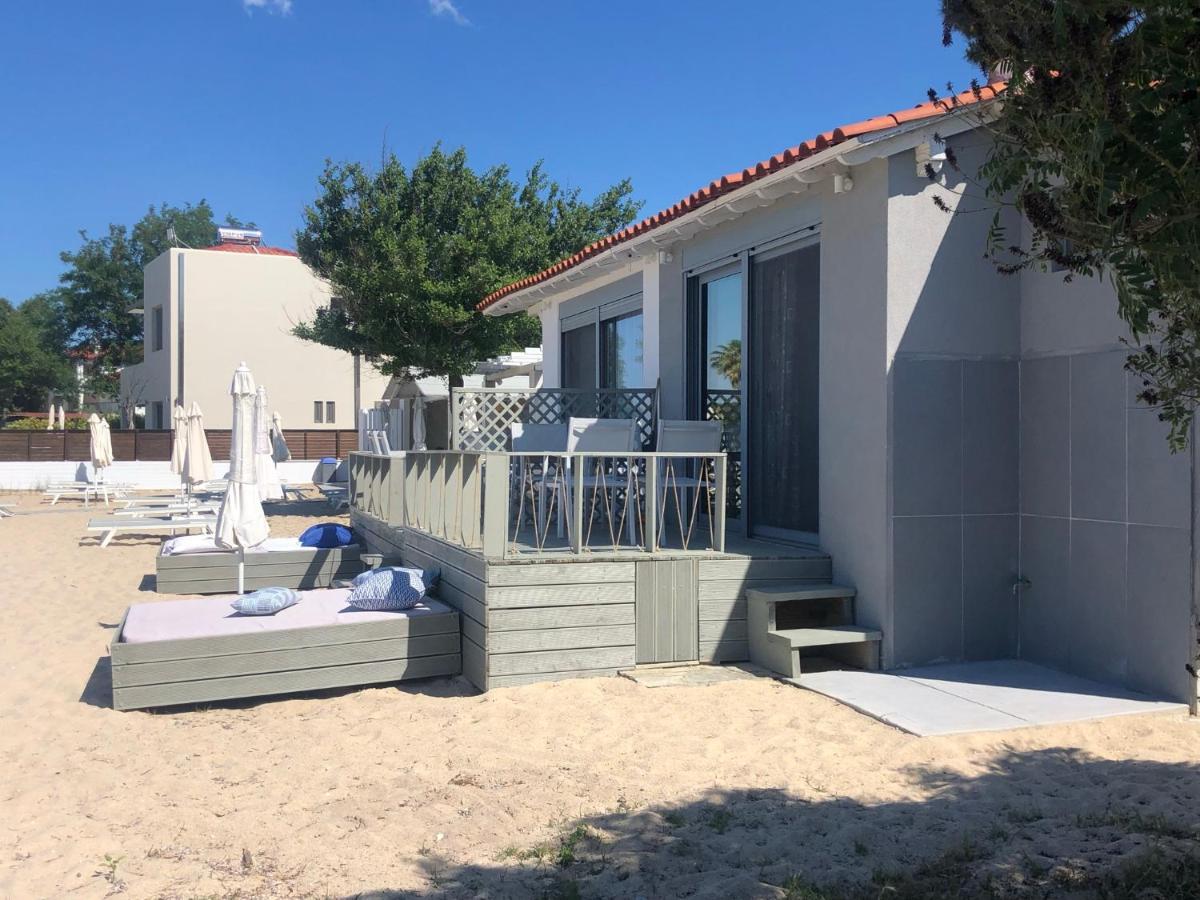 Zinozis Beach Apartments 보우르보우로우 외부 사진